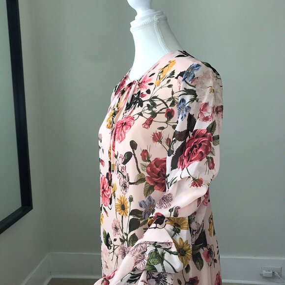 Vince Camuto V-Neck Floral Mini Dress | Pink Floral Pattern | Size 6 - Picture 6 of 10